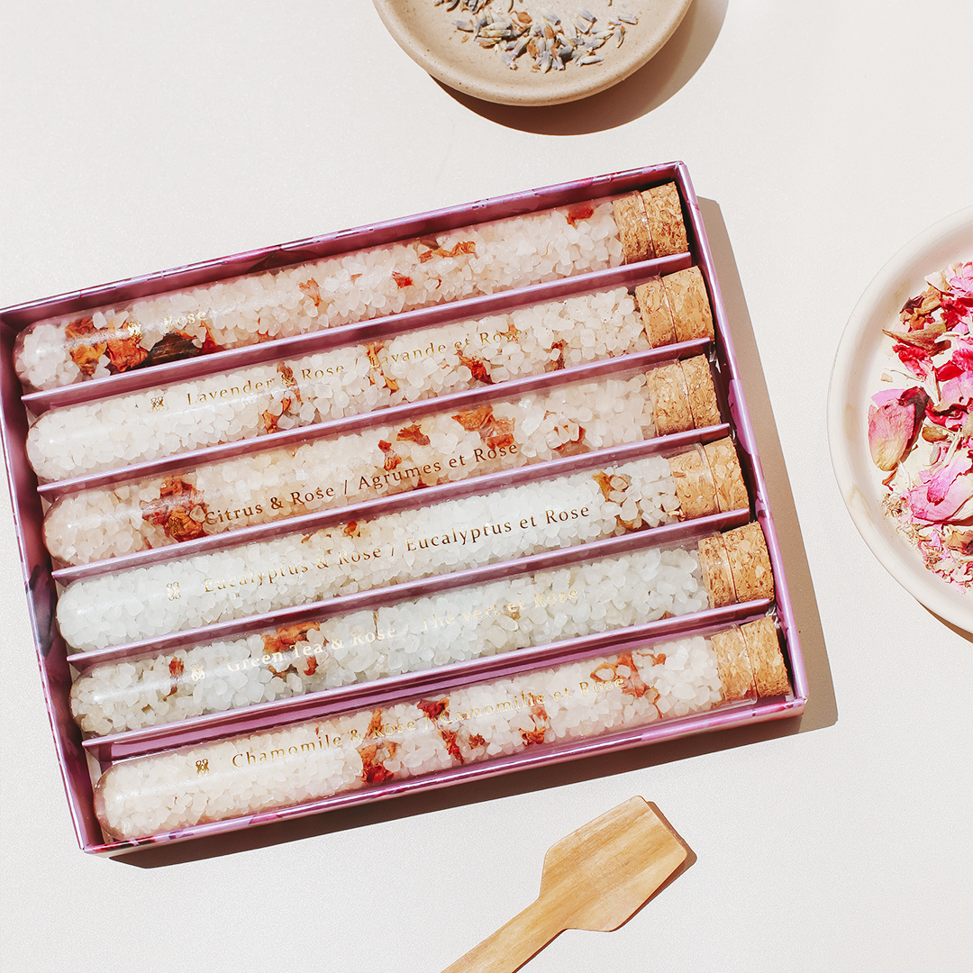 6 PC Bath Salts With Rose Pedals